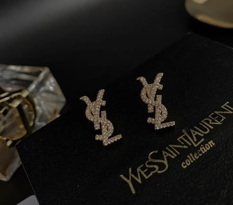 Ysl Earrings, Versace Heels, Ysl Jewelry, Expensive Jewelry Luxury, Luxe Jewelry, Luxury Earrings, Jewelry Accessories Ideas, Dope Jewelry, Girly Accessories