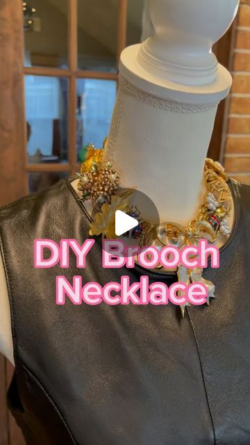 Bengela Holmes | Be sure to watch until the end!  Sharing again for all my new friends.  You definitely want to make one of these.  So easy and packs a... | Instagram How To Wear Brooches Ideas, Brooch Styling Ideas, Purse Jewelry Diy Ideas, Repurpose Jewelry Ideas, Things To Make With Old Jewelry, Upcycling Jewelry, Wearable Crafts, Brooch Ideas, Thrifting Tips