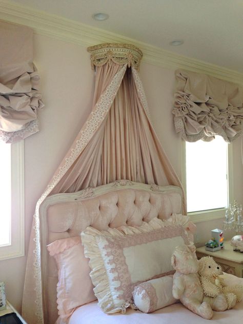 Bed Crown Princess Kids Room, Crown Canopy, Bed Crown Canopy, Bed Crown, Cream Bedding, Princess Bedroom, Princess Room, Curtains For Living Room, Master Bedrooms Decor