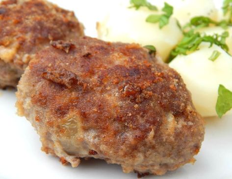 Polish Hamburgers, Polish Meatballs, Foods Of The World, Polish Recipe, Polish Foods, Polish Food, Sandwich Fillings, Dinner Meal, Cold Salad