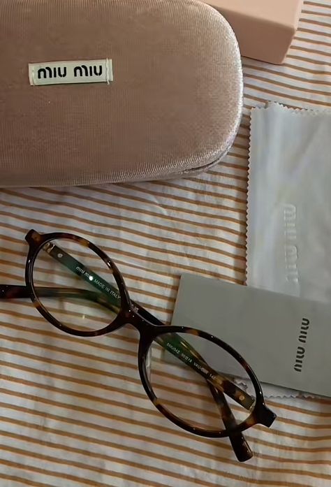 Glasses Frames For Women Latest Trends, Glasses Frames For Women Round Face, Specs Frames Women, Beauty Identity, Miu Miu Glasses, Glasses Inspiration, Specs Frame, Jade West, Accessory Inspo