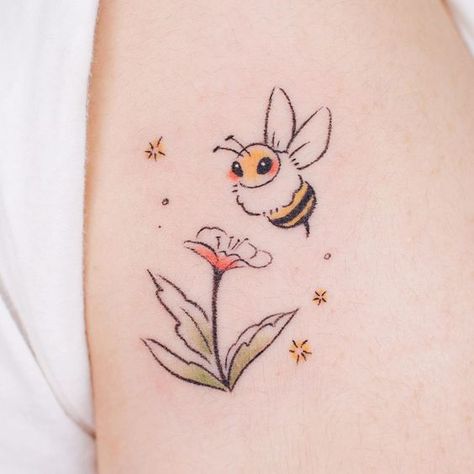 Honey Bee Tattoo Design, Honeybee Tattoo, Tattoos For Ladies, Honey Tattoo, Insects Tattoo, Small Bee Tattoo, Bee Tattoos, Honey Bee Tattoo, Cute Animal Tattoos