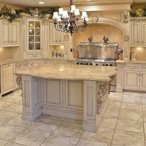 White Tuscan Kitchen, Italian Farmhouse Kitchen, Elegant Kitchens Luxury, Victorian Style Kitchen, Ornate Kitchen, Tuscan Kitchen Design, Antique White Kitchen Cabinets, Royal Kitchen, Fancy Kitchen