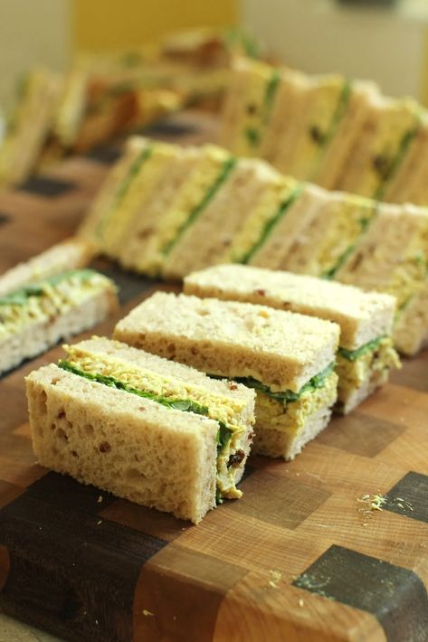 Curry Chicken Salad Tea Sandwiches, Coronation Chicken Recipe British, Coronation Chicken Salad Recipe, Curry Chicken Salad Sandwich, Chicken Salad Finger Sandwiches, Bridgerton Food Recipes, Sandwich For Party, British Sandwiches, Tea Sandwiches Recipes Easy