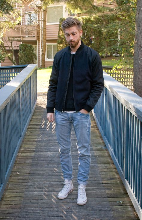 Swag Blue Jeans Outfit Men, White Converse Outfits, Jeans Outfit Men, Blue Jean Outfits, Denim Jacket Outfit, Men Fashion Casual Shirts, Stylish Men Casual, Outfits With Converse, Stylish Mens Outfits