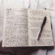 Organised Student, Messy Journal, Moleskine Journal, Commonplace Book, Bullet Journal Art, Journal Aesthetic, Sketchbook Journaling, Journals & Planners, A Pen