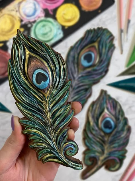 Peacock Clay Art On Canvas, Clay Peacock Feather, Peacock Clay Art, Peacock Pottery, Clay Peacock, Peacock Cakes, Easy Acrylic Painting Ideas, Sky Art Painting, Acrylic Painting Ideas