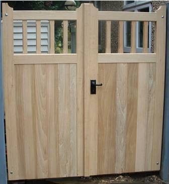 Diy Garden Gates Ideas, Garden Gates Ideas, Gates Ideas, Tor Design, Wooden Garden Gate, Wooden Gates Driveway, Backyard Gates, Garden Gates And Fencing, Garden Gate Design