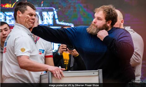 Imagine just standing there and waiting for a beast of a man to slap you as hard as he can right in the face. It sounds extremely painful and it is, but slapping each other in the face is the name of the game in Russia's Slapping Championship which has two competitors taking turns at slapping each other as hard as they can. Full story and video here Table Stand, Straight Forward, 28 Years Old, A Beast, Funny Face, Live News, Funny Faces, Sports News, The Face