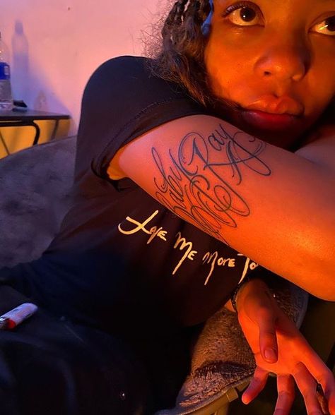 Arm Lettering Tattoo, Shane Tattoo, Arm Tattoos Lettering, Be Still Tattoo, Kodie Shane, Realistic Tattoo Sleeve, Half Sleeve Tattoos For Guys, Neck Tattoo For Guys, Tattoos For Black Skin