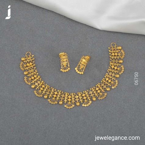 Classic necklace set to adore your life.... . Search for the Product Code '06750' on www.jewelegance.com . #myjewelegance #jewelegance #necklaceset #goldnecklace #plaingold #indianjewellery #jewellerydesign #onlineshopping #plaingoldjewellery #designdetails Plain Gold Necklace Designs, Golden Necklace Indian, Golden Necklace Design, Malabar Jewellery, Plain Gold Necklace, Gold Choker Necklace Set, Gold Set Design, Gold Jewellery For Women, Punjabi Jewellery