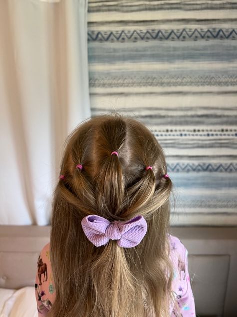 Toddler Hairstyles Girl With Bangs, Hair For Toddler Girl, Toddler Hair Girl, Bangs Types, Toddler Girl Hairstyles, Toddler Girl Hair, Toddler Girl Haircut, Kids Short Hair Styles, Easy Toddler Hairstyles