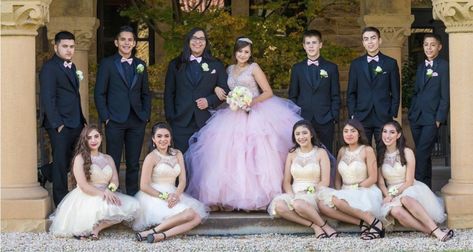 Quinceanera Court Outfits, Quinceanera Chambelanes, Quinceanera Traditions, Quince Court, Quinceanera Court, Quinceañera Photoshoot Ideas, Quince Photoshoot Ideas, Court Pictures, Quince Pictures