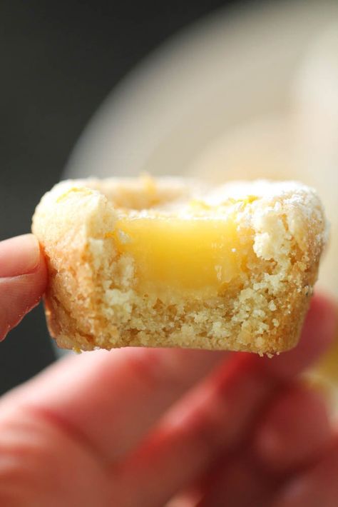 The BEST Lemon Bar Cookie Cups Recipe Lemon Bar Cookie Cups, Desserts Nutella, Lemon Bar Cookies, Sugar Cookie Cups, Smores Dessert, Cookie Cups Recipe, Lemon Bar, Six Sisters Stuff, Lemon Dessert Recipes