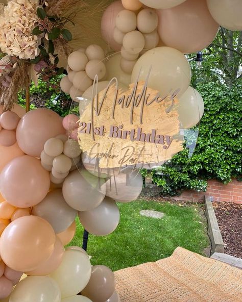 Acrylic • Events • Balloons on Instagram: “We are loving this stunning set-up by @thesnugteepeeco - our acrylic sign sits perfectly within the balloon backdrop 🤩⁠⁠ ⁠⁠ Our acrylic…”