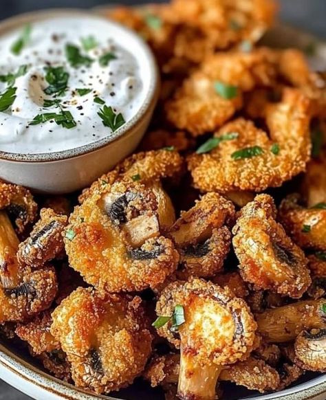 Jamur Kancing, Breaded Mushrooms, Chicken Chopped Salad, Fried Mushrooms, Snack Craving, Button Mushrooms, Bistro Style, Ranch Dip, Grandmas Recipes