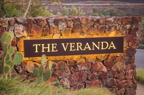 Outdoor Signage Entrance, Ranch Signs Entrance, Outdoor Signage Design, Farm Signage, Farm Signs Entrance, Monument Signage, Rustic Signage, Forest Hotel, Entrance Signage