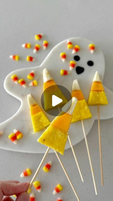 Rachel Anderson on Instagram: "Dole Candy Corn Fruit Kabobs🧡💛🤍

These candy corn kabobs are a great way to get your kids to eat a healthy Halloween snack! All you need is fresh Dole pineapple🍍, cantaloupe🍈, and Dole bananas🍌. Cut up pieces of fruit and slide them onto bamboo skewers. Enjoy!

#candycorn #fallfoodideas #falltreats #healthyhalloween #halloweentreats #spookyseason #halloween #halloweenpartyideas #kidshalloweencraft #bananas #pineapple #healthysnack" Dole Pineapple, Healthy Halloween Snacks, Halloween Snack, Fruit Kabobs, Healthy Halloween, Bamboo Skewers, Fall Treats, Halloween Snacks, Halloween Crafts For Kids