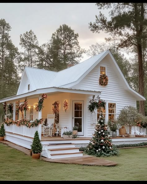 Satin Bed Sheets, Large Porch, Satin Bed, Side Walk, Small Cottage House Plans, Paint It Black, Dream Life House, Single Wide, Tiny House Cabin