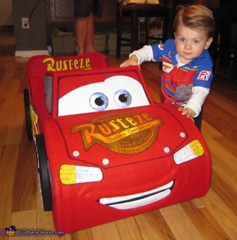 Thomas: I wanted to make a costume for my 2 year old son this year, but needed to decide between Lightning McQueen and Thomas the Train. I decided to go with... Diy Lightning Mcqueen, Cars Costume, Piñata Cars, Mcqueen Costume, Cars Halloween Costume, Lightning Mcqueen Costume, Costume Contest Winner, Car Costume, College Halloween Costume Ideas