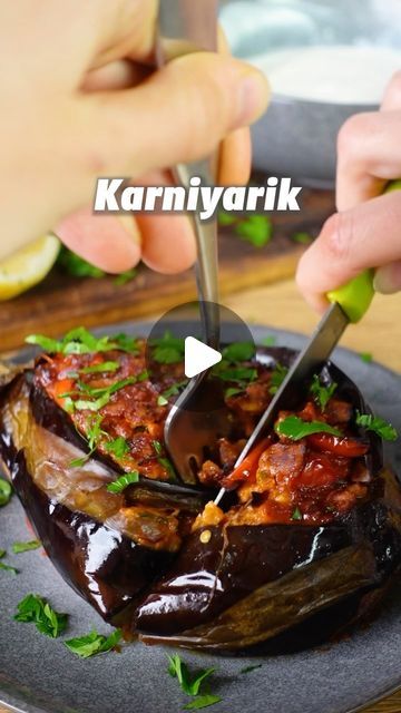 Turkish Aubergine Recipes, Eggplant Mash, Mind Recipes, Soy Chunks, Turkish Rice, Veg Stock, Aubergine Recipe, Grilled Eggplant, Eggplant Recipes