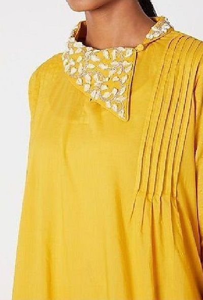 Collar Necks For Kurti, Stylish Tunics Womens Fashion, Caller Design Kurti, Kurti Collar Neck Design, Collar Designs Women, Kurti Collar Design, Colar Neck Kurti, New Stylish Dress Design, Collar Neck Designs For Kurti