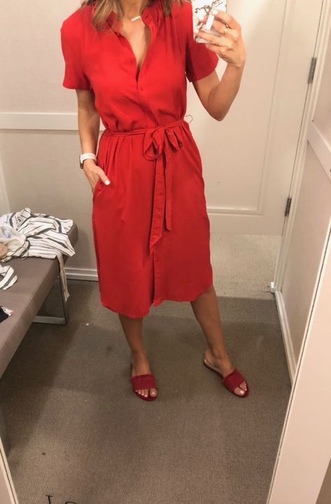 Red Shirt Dress Red Shirt Dress Outfit, Shirt Dress Outfit, Red Shirt Dress, Pencil Skirt Outfits, Pretty Skirts, Fitting Room, Beige Outfit, Work Chic, Office Fashion Women