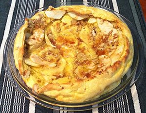 Puffed Apple Pancake - New England Today Apple Puff Pancake, Puff Pancake Recipe, Baked Apple Pancake, German Apple Pancake, Apple Pancake Recipe, Pancakes For One, Puff Pancake, Apple Pancakes, New England Travel