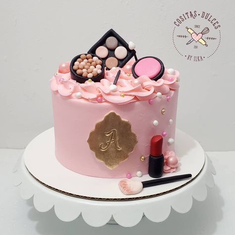 Cake Designs Makeup Theme, Beauty Cakes Birthday, Make Up Birthday Cake Girls Kids, Makeup Cakes Birthday, Cake Designs For Teenage Girl, Makeup Cake Ideas Birthdays, Make Up Cakes Birthdays Girly, Makeup Cake Ideas, Girly Cake Ideas