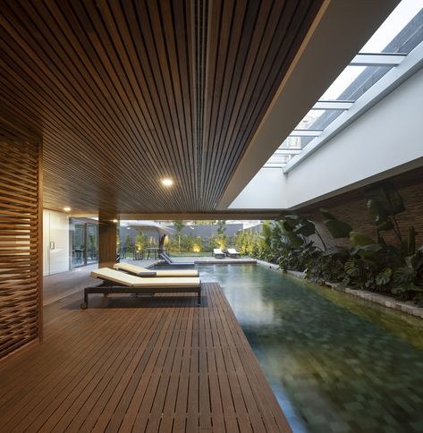 Gallery of Nouveau Lisbon Building / SQ+ Arquitetos Associados - 11 Spa Decor Ideas, Villa Concept, Indoor Jacuzzi, Lisbon Apartment, Indoor Pool Design, Piscina Interior, Australia House, Bali House, Swimming Pool House