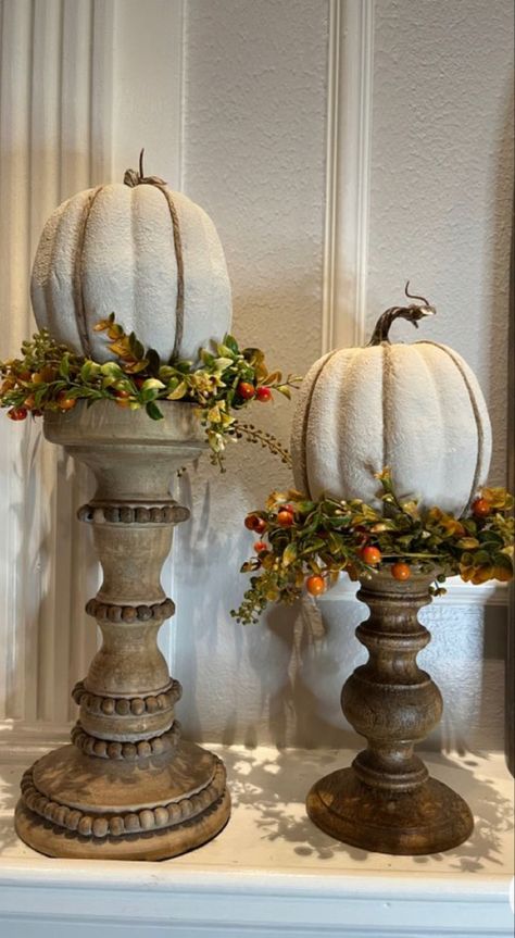 Simple Fall Decor, Fall Mantle Decor, Fall Pumpkin Crafts, Fall Decor Diy Crafts, Fall Fireplace, Fall Table Centerpieces, Easy Fall Decor, Fall Decor Inspiration, Fall Decor Ideas