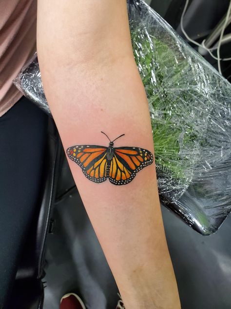 Butterfly Tattoo On Hand, Monarch Tattoo, Monarch Butterfly Tattoo, Simple Butterfly Tattoo, 3d Butterfly Tattoo, Butterfly Hand Tattoo, Butterfly Tattoo Meaning, Tattoo On Hand, Small Butterfly