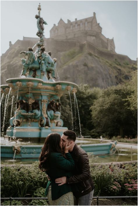 Ross Fountain Edinburgh, Edinburgh Proposal, Fountain Proposal, Castle Proposal, Best Places To Propose, Magical City, Edinburgh Wedding, Perfect Proposal, Wedding Proposals