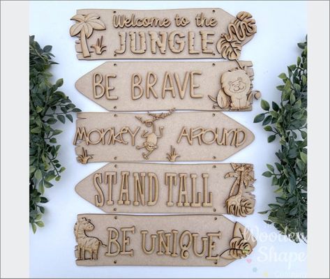 Jungle Theme Kids Room, Kids Room Door, Jungle Bedroom Theme, Jungle Theme Rooms, Jungle Themed Bedroom, Jungle Bedroom, Safari Room, Direction Sign, Jungle Thema