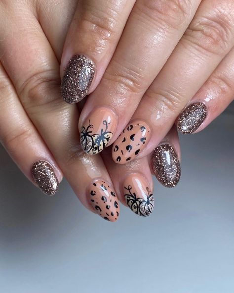 Leopard Print Pumpkin, Pumpkin Nail, Pumpkin Nail Art, Leopard Pumpkin, Pumpkin Nails, Leopard Print Nails, Seasonal Nails, Halloween Nails, Nail Design