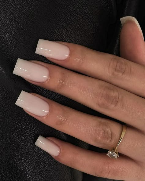 Natural Look Acrylic Nails, Creme Nails, Acrylic Nails Nude, Milky Nails, Plain Nails, Work Nails, Basic Nails, Classy Acrylic Nails, Short Square Acrylic Nails