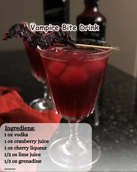 Twilight Alcoholic Drinks, White Alcoholic Drinks, Red Halloween Drinks, Red Drink Recipes, Spooky Drinks Alcohol, Vampires Lair, Alcoholic Drinks Vodka, Fun Halloween Drinks, Drink Ingredients