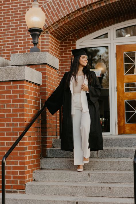 Graduation Classy Outfit, December Graduation Outfit, Graduation Outfit Winter, Suite Outfit, Convocation Outfit Graduation, December Graduation, Cap And Gown Outfit, Graduation Suits For Women, Convocation Outfit