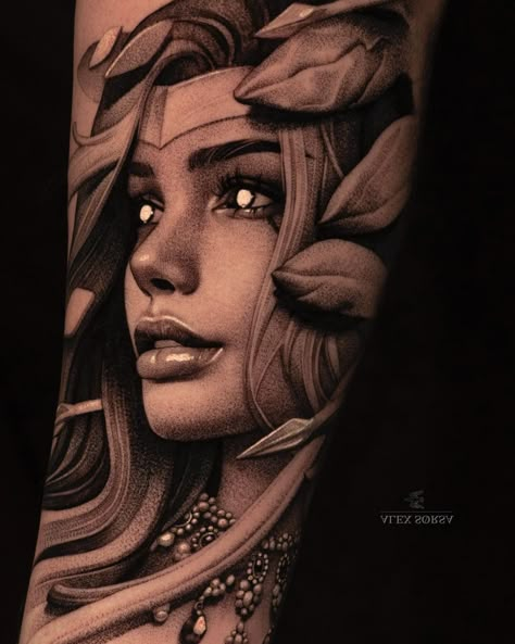 Greek Goddess Tattoo, Portrait Tattoo Sleeve, Aphrodite Tattoo, Athena Tattoo, Headdress Tattoo, Face Tattoos For Women, Medusa Tattoo Design, Girl Face Tattoo, Tattoo Female