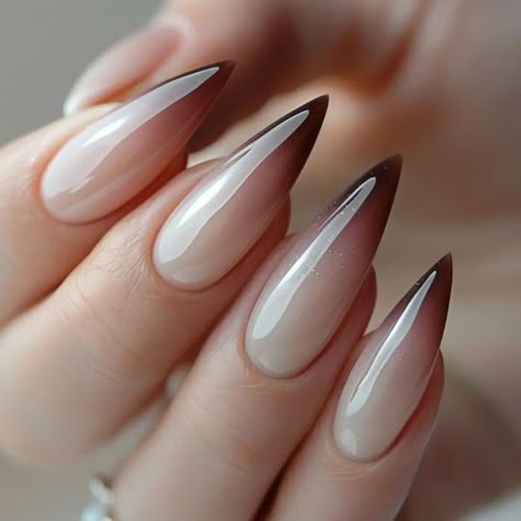 Simple Pointed Nails, Vampire Ombre Nails, Ombre Red Nail Designs, Nail Ideas Sharp, Nail Inspo Short Stilleto, Natural Stiletto Nails Acrylics, Translucent Nude Nails, Long Sharp Nails Design, Classy Fall Nail Ideas