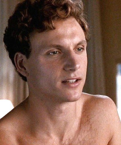 Young Tony Goldwyn, Tony Goldwyn 90s, Fitzgerald Grant, Movie Villains, Ghost Movies, Danger Girl, Tony Goldwyn, Godly Man, Old Love