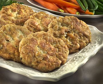 Clam Cakes Recipe | Healthy Meal Ideas from Bumble Bee Clam Cakes Recipe, Canned Clam Recipes, Clam Cake, Clam Cakes, Fried Clams, Oyster Recipes, Fried Oysters, Seafood Recipes Healthy, Healthy Weeknight Meals