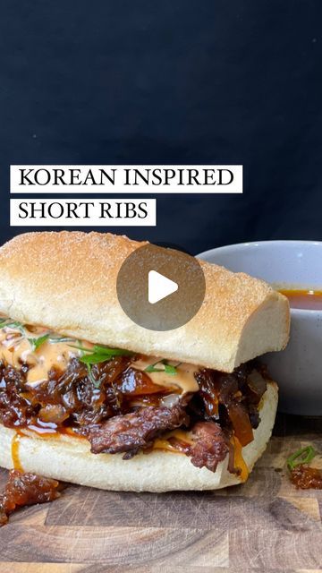 Dan Roberts on Instagram: "Korean inspired short rib sandwich with kimchi jam 👌 Short Ribs 1kg short ribs (membrane removed) 800ml of “good” quality beef stock 5 shiitake mushrooms 1 tbsp gochujang paste ½ brown onion 2 garlic cloves 1 thumb of ginger 2 tsp soy sauce 2 tbsp rice wine vinegar 1 tbsp beef fat Salt Kimchi Jam 400g kimchi 50g brown sugar 1 tbsp rice wine vinegar 2 tbsp unsalted butter Gochujang mayo 2 tbsp mayo 1 tsp gochujang 1 tbsp lemon juice Pinch of salt Spring onions/scallions greens only (garnish) Soft baguette Swiss cheese 🥪📓Looking for more sandwich ideas? head to the link in my bio and grab yourself a copy of my digital sandwich books. Over 50+ gourmet recipes available. #sandwich #sandwiches #recipe #recipes #foodcreator #fyp" Short Ribs Sandwich Recipe, Short Ribs Sandwich, Gochujang Mayo, Short Rib Sandwich, Gochujang Paste, Tasty Sandwiches, Bbq Short Ribs, Rib Sandwich, Mushroom Sandwich