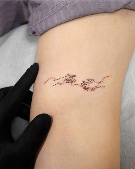 Invisible String Theory Tattoo, Fine Line Tattoo Taylor Swift, Red Thread Of Fate Tattoo, Red Thread Tattoo, Red String Of Fate Tattoo, Red String Tattoo, Secret Tattoos, String Tattoo, Fate Tattoo