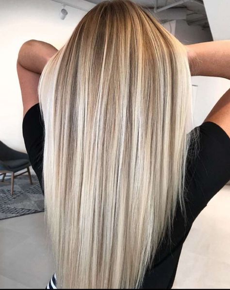 Curly Bob Wig, Warm Balayage, Summer Blonde Hair, Blonde Wigs, Dyed Blonde Hair, Frontal Hairstyles, Blonde Hair Inspiration, Blonde Hair Shades, Blonde Hair Looks