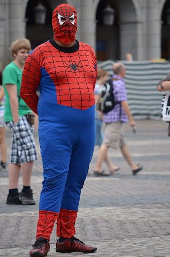 HAHAHAHA!!! Fat Spiderman, Spiderman Home, Funny Spiderman, Nurse Ratched, Spiderman Funny, Crown Tattoo Design, Funny Cosplay, Spiderman Costume, Spiderman Pictures