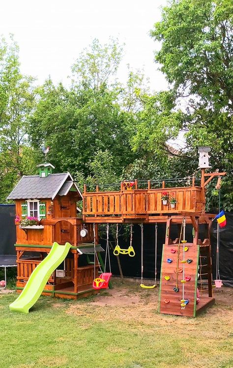 Kids Outdoor Playhouse Interior, Outdoor Playhouse Interior, Playhouse Interior, Kids Outdoor Playground, Diy Kids Playground, Backyard Playset, Outdoor Playhouse, Kids Backyard Playground, Play Area Backyard