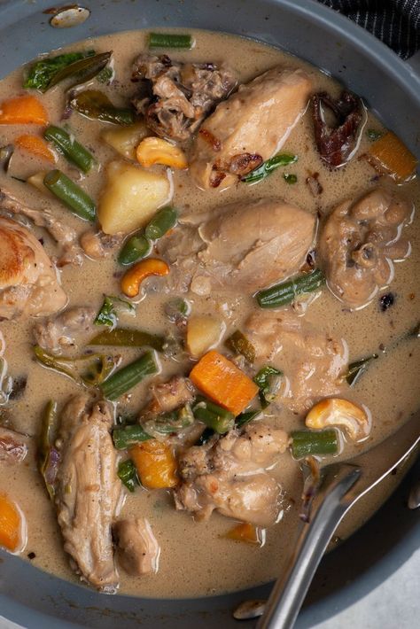 Kerala Chicken Stew Kerala Chicken Stew, Kerala Chicken Stew Recipe, Kerala Chicken Recipes, Mushroom Stew, Stew Chicken Recipe, Kerala Food, Food Drink Photography, Quick Weeknight Dinners, Chicken Stew