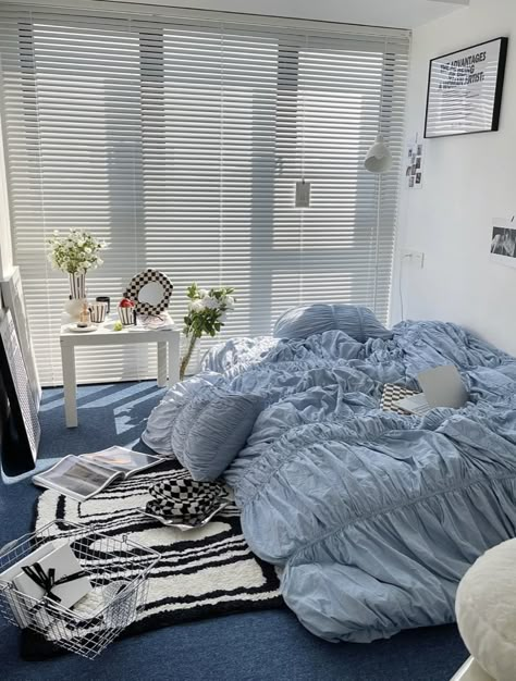 Blue Furniture Aesthetic, Blue White Room Aesthetic, Room With Blue Carpet, Blue Cozy Aesthetic, White And Blue Room Aesthetic, Baby Blue Room Aesthetic, White Aesthetic Mirror, Blue And White Room Aesthetic, Blue White Room