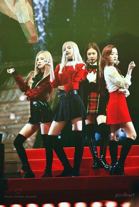 Blackpink Outfit Stage, Blackpink Outfit Ideas, Cookies Outfit, Rosé Playing With Fire, Playing With Fire Blackpink, Blackpink Group Photo, Blackpink Playing With Fire, Jennie Stage, Cover Outfits